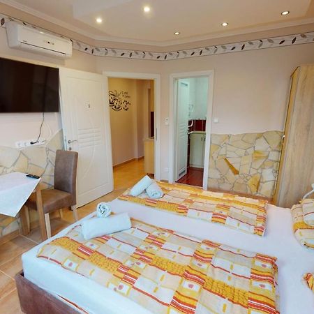 Cristian Apartman Hajdúszoboszló Esterno foto