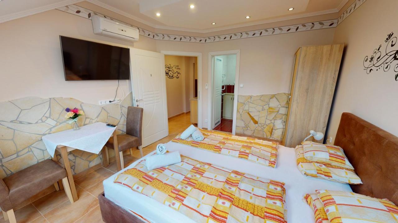 Cristian Apartman Hajdúszoboszló Esterno foto