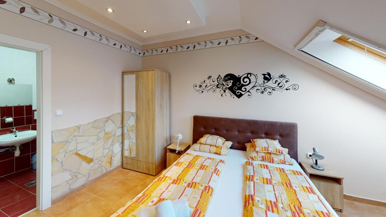 Cristian Apartman Hajdúszoboszló Esterno foto