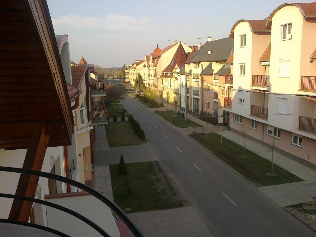 Cristian Apartman Hajdúszoboszló Esterno foto
